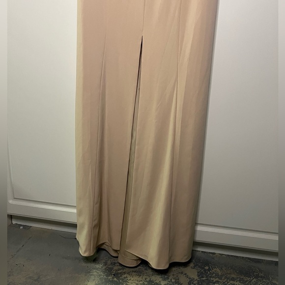 Amsale Viola Crepe Bridesmaid NWT Dress - Picture 3 of 9